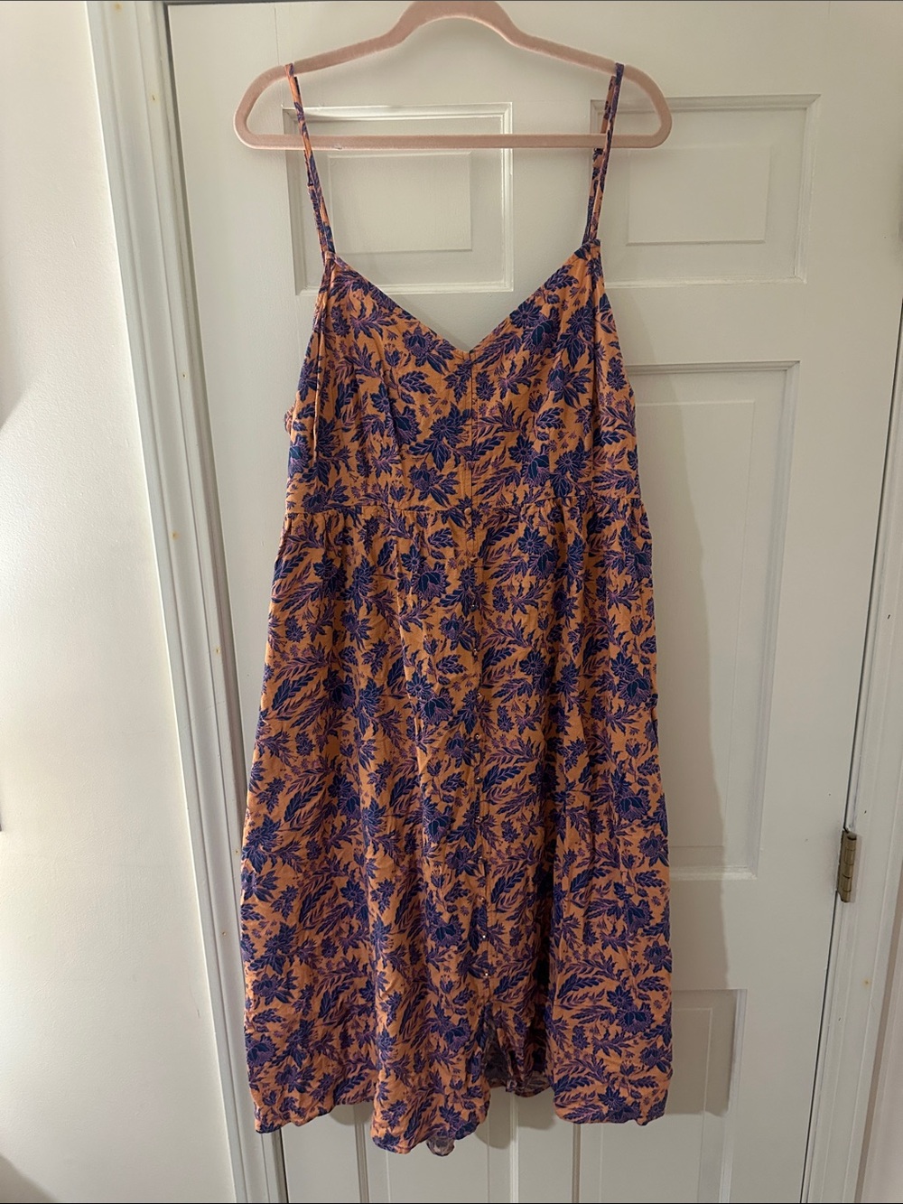 Universal Thread Floral Spaghetti Strap Sundress in Pink and Indigo Cut Out Back